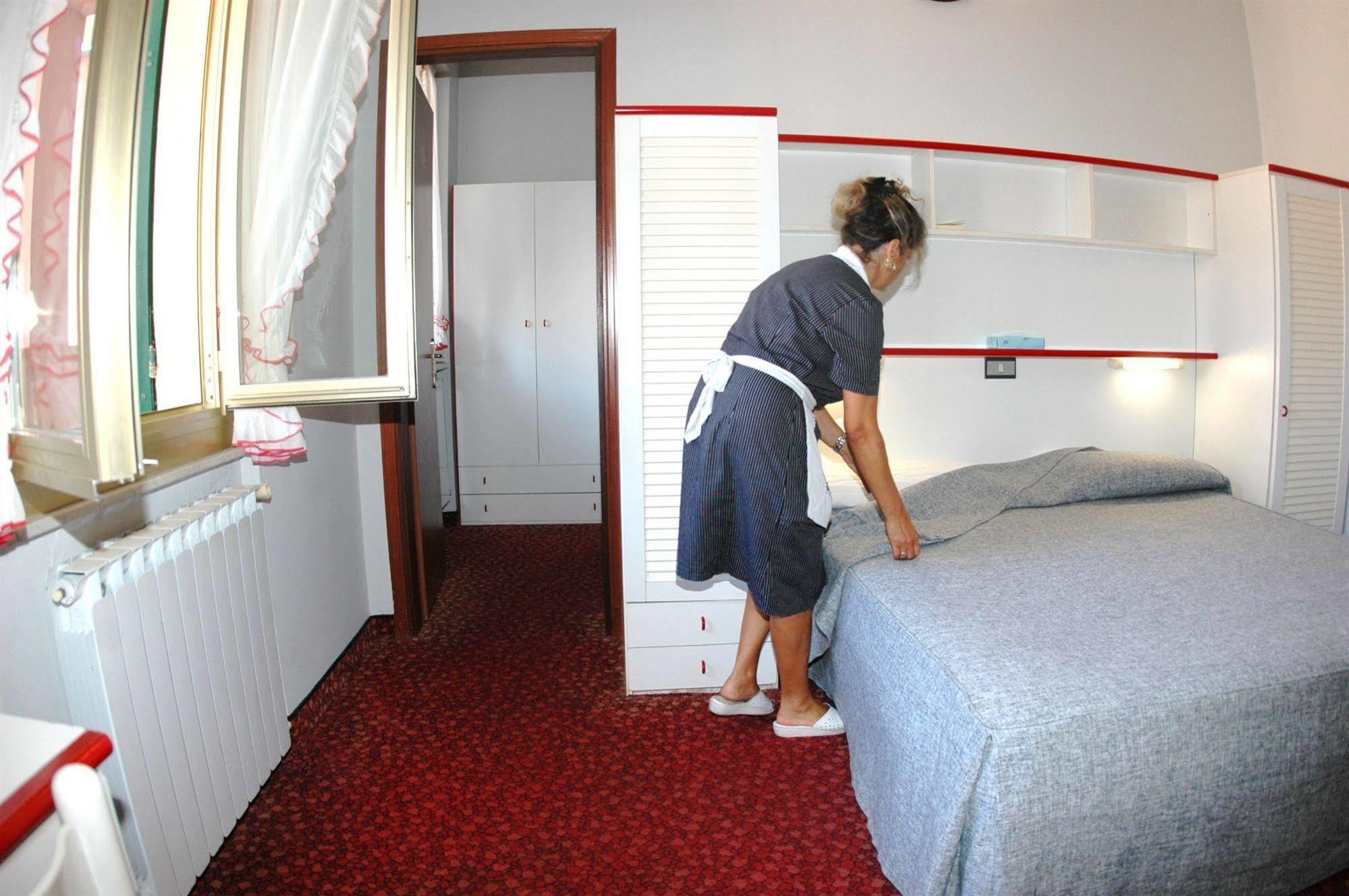 Hotel Flory Санта-Маргерита-Лигуре Экстерьер фото